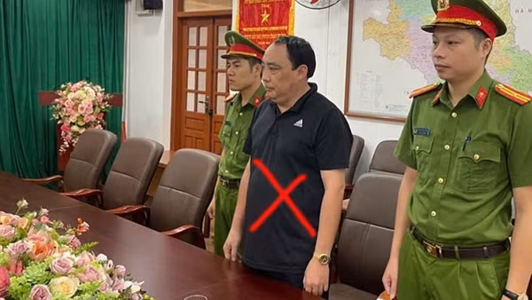Khởi tố Phó Chi cục trưởng Chi cục Thuế khu vực Lạc Sơn – Yên Thủy