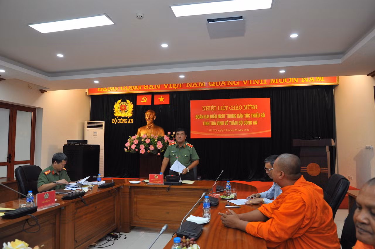 Người có uy tín chung tay tham gia đảm bảo an ninh, trật tự -0