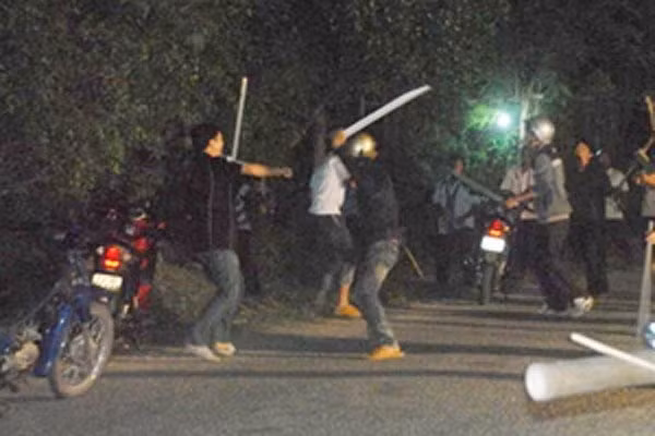 Cà Mau: Nhân viên 2 quán nhậu hỗn chiến, 1 người tử vong