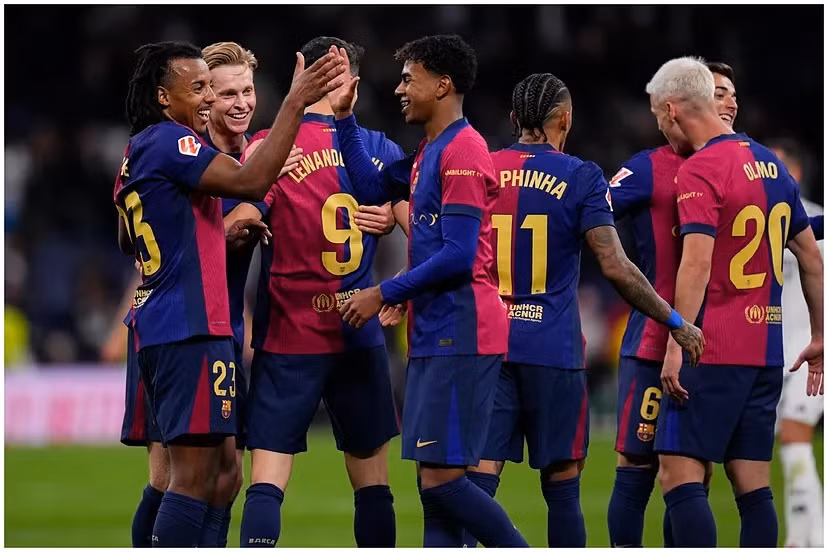 Góp công “huỷ diệt” Real, tài năng trẻ của Barca được ca ngợi hết lời -0