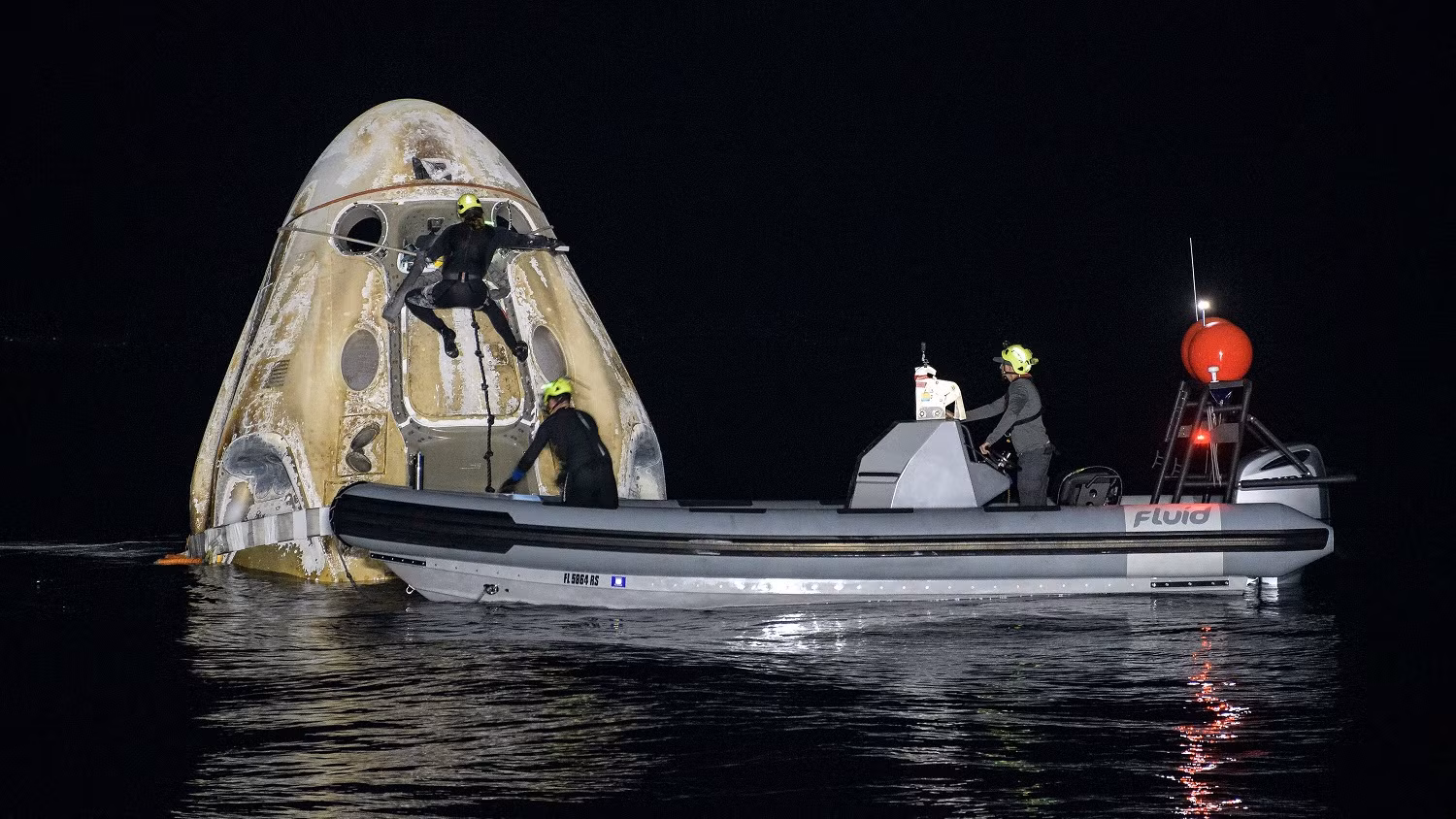 Phi hành gia Nga từ ISS về Trái đất trên tàu SpaceX -0
