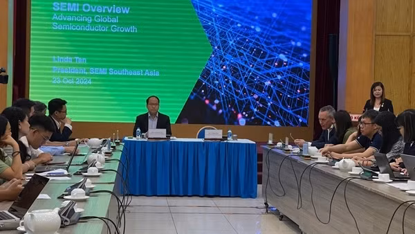 Nhiều Tập đoàn công nghệ bán dẫn tham dự Triển lãm ngành công nghiệp bán dẫn Việt Nam 2024