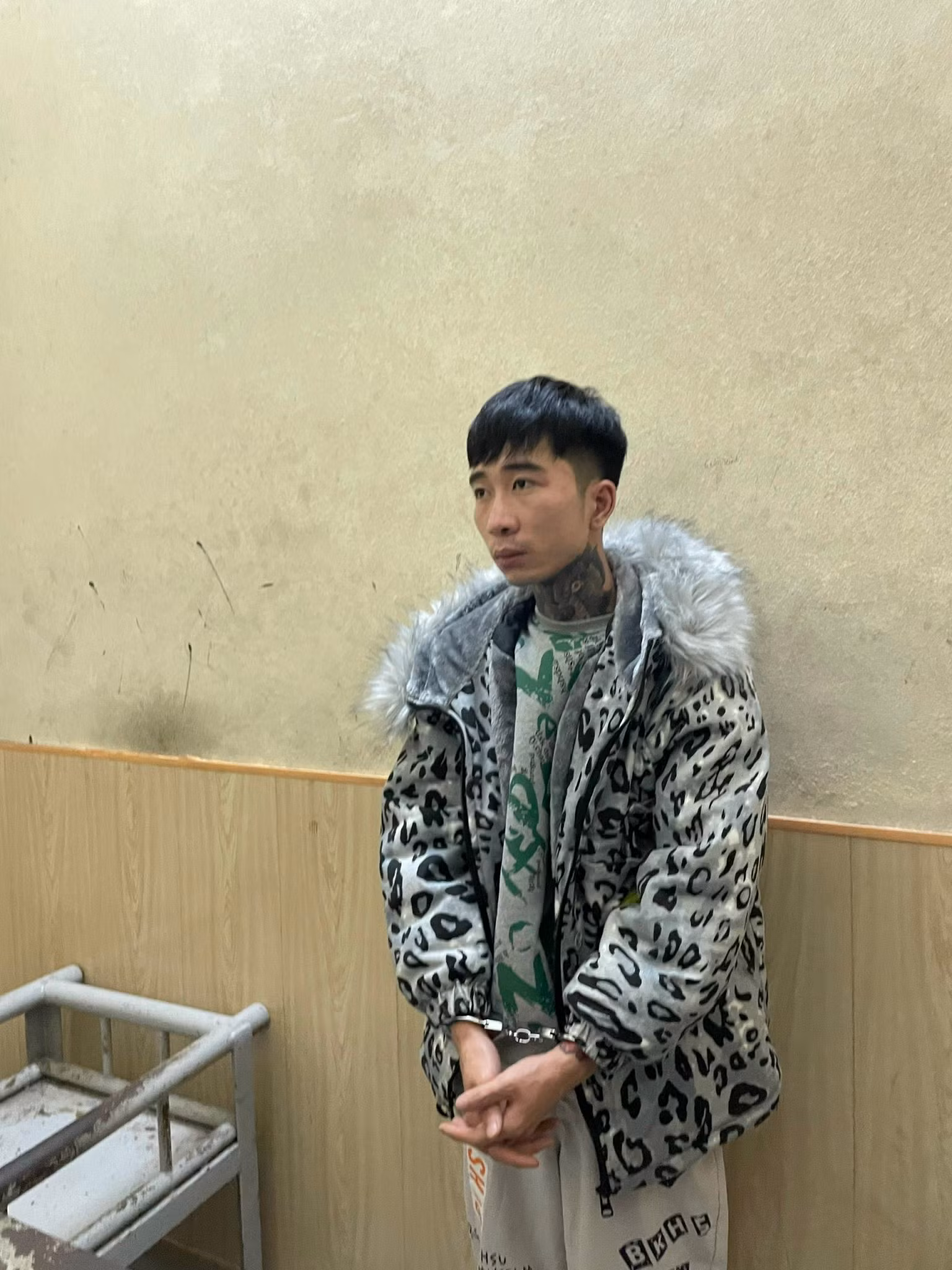 Đối tượng cướp tiền ở ngân hàng khai gì tại cơ quan Công an? -0