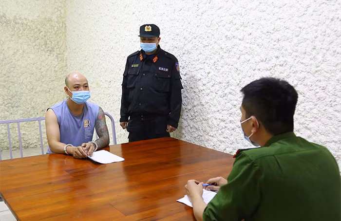 Bắt giữ thành công đối tượng truy nã đặc biệt nguy hiểm sau gần 11 năm lẩn trốn -0