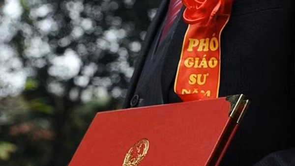 447 ứng viên được đề nghị xét công nhận tiêu chuẩn chức danh GS, PGS năm 2021