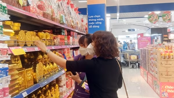 Doanh nghiệp và địa phương chung tay chuẩn bị hàng Tết ảnh 1