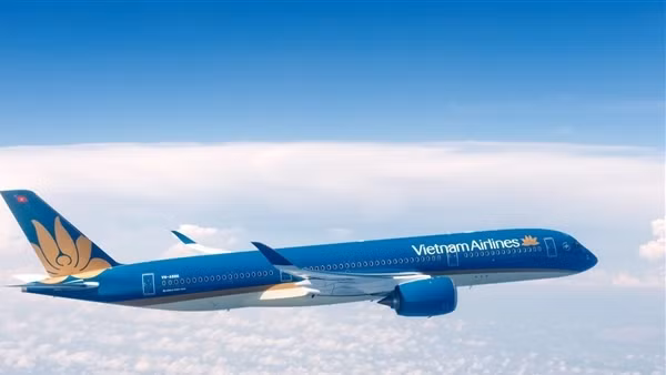 Máy bay Vietnam Airlines từ Nhật Bản về Hà Nội phải hạ cánh khẩn cấp vì bị doạ bắn