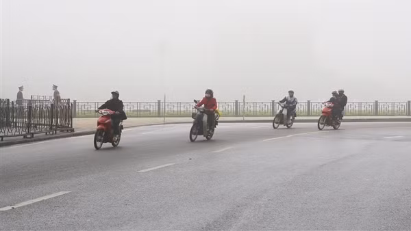 Hà Nội rét cóng kèm mưa ảnh 2