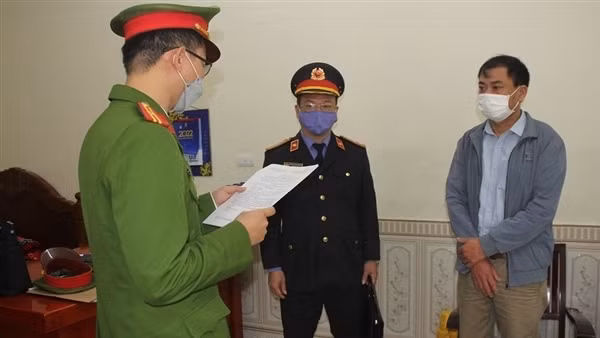 Lập khống hồ sơ thi công gây thiệt hại 3,5 tỉ đồng