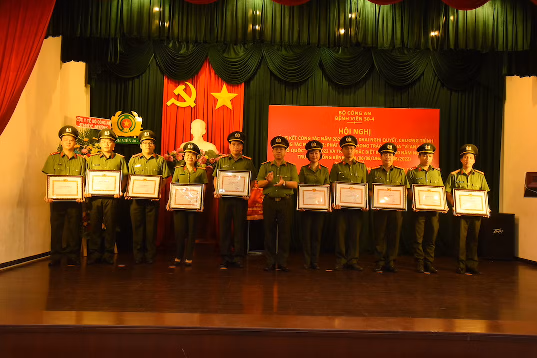 Bệnh viện 30-4 phát động phong trào thi đua “Vì An ninh tổ quốc”năm 2022 -0