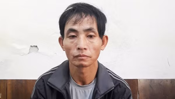 Bắt đối tượng truy nã đặc biệt có thủ “hàng nóng” ảnh 3