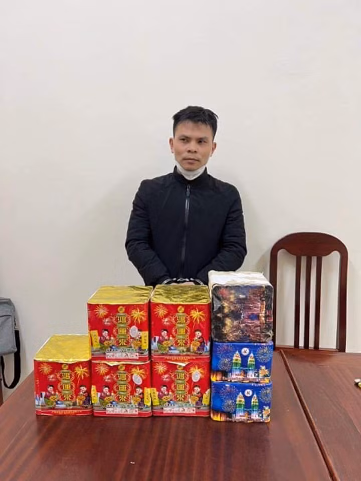 Công an tỉnh Vĩnh Phúc liên tiếp bắt nhiều vụ tàng trữ trái phép pháo nổ -0