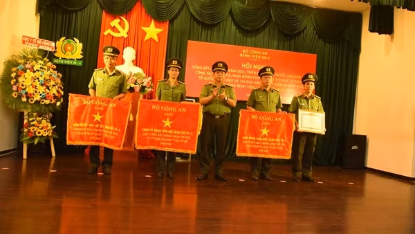 Bệnh viện 30-4 tổ chức kỷ niệm Ngày Thầy thuốc Việt Nam ảnh 6