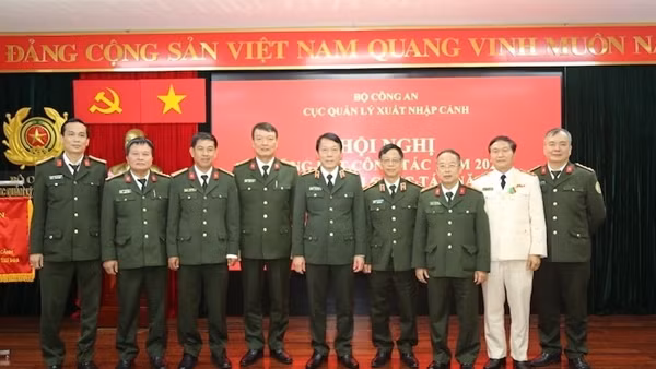 Bình yên cho những chuyến bay ảnh 2