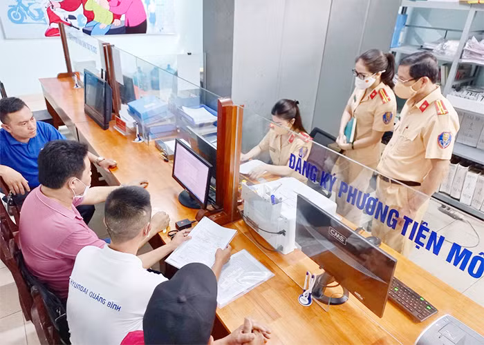 Chính thức đấu giá biển số xe ô tô: Cơ hội sở hữu số đẹp theo lựa chọn -0