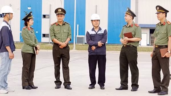 Đảm bảo an ninh, an toàn, góp phần phát triển Nghệ An