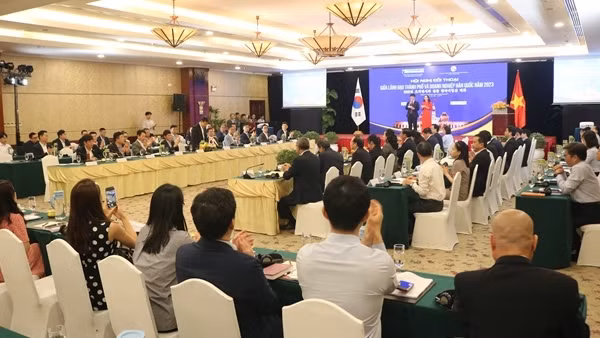 Cải thiện môi trường đầu tư để thu hút doanh nghiệp nước ngoài