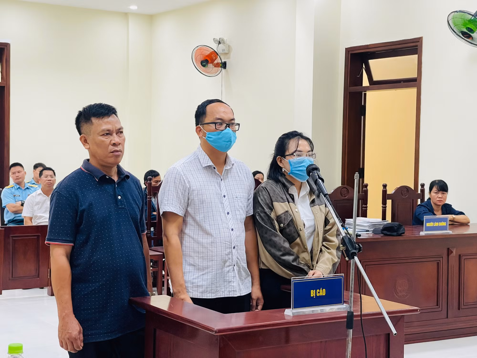  Trả hồ sơ vụ lái xe ô tô tông chết nữ sinh ở Ninh Thuận -0