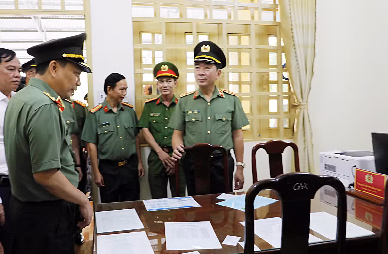 Phong trào toàn dân bảo vệ ANTQ phải thiết thực, phù hợp với tình hình thực tế -0