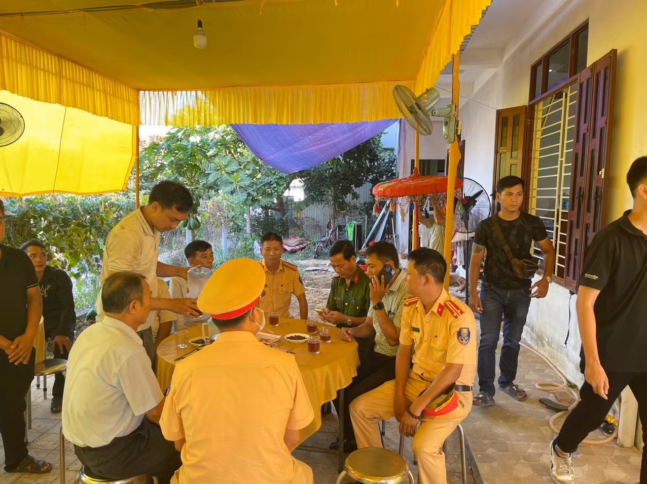 Nỗi ám ảnh hung thần sau tay lái -0