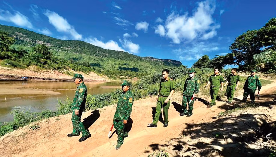 34_số ĐB - Ngủ giường “bà đẻ”,&nbsp; phá án... ma túy -0