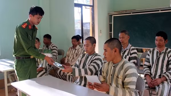 Nâng cao nhận thức pháp luật cho phạm nhân đang chấp hành án
