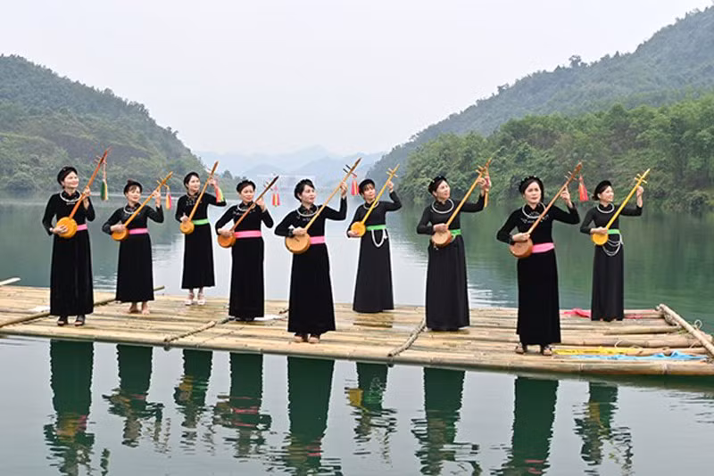 nghệ thuật phải được đặt trong không gian văn hóa mới phát huy được bản sắc, tạo nên giá trị-ảnh báo đại đoàn kết.jpg -2