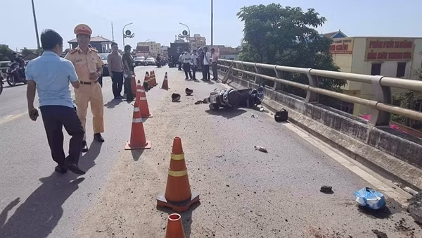 Hai cô giáo gặp tai nạn trên đường đi dự tập huấn chuẩn bị cho năm học mới