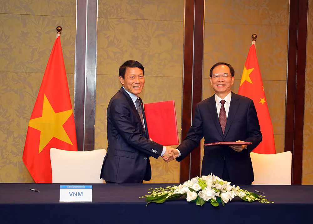 4.tt quang.jpg -0