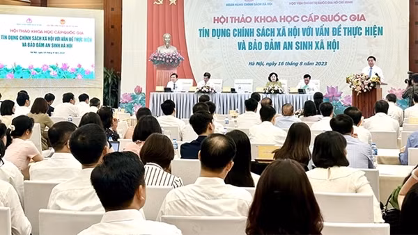 Tín dụng chính sách xã hội với vấn đề thực hiện và bảo đảm an sinh xã hội