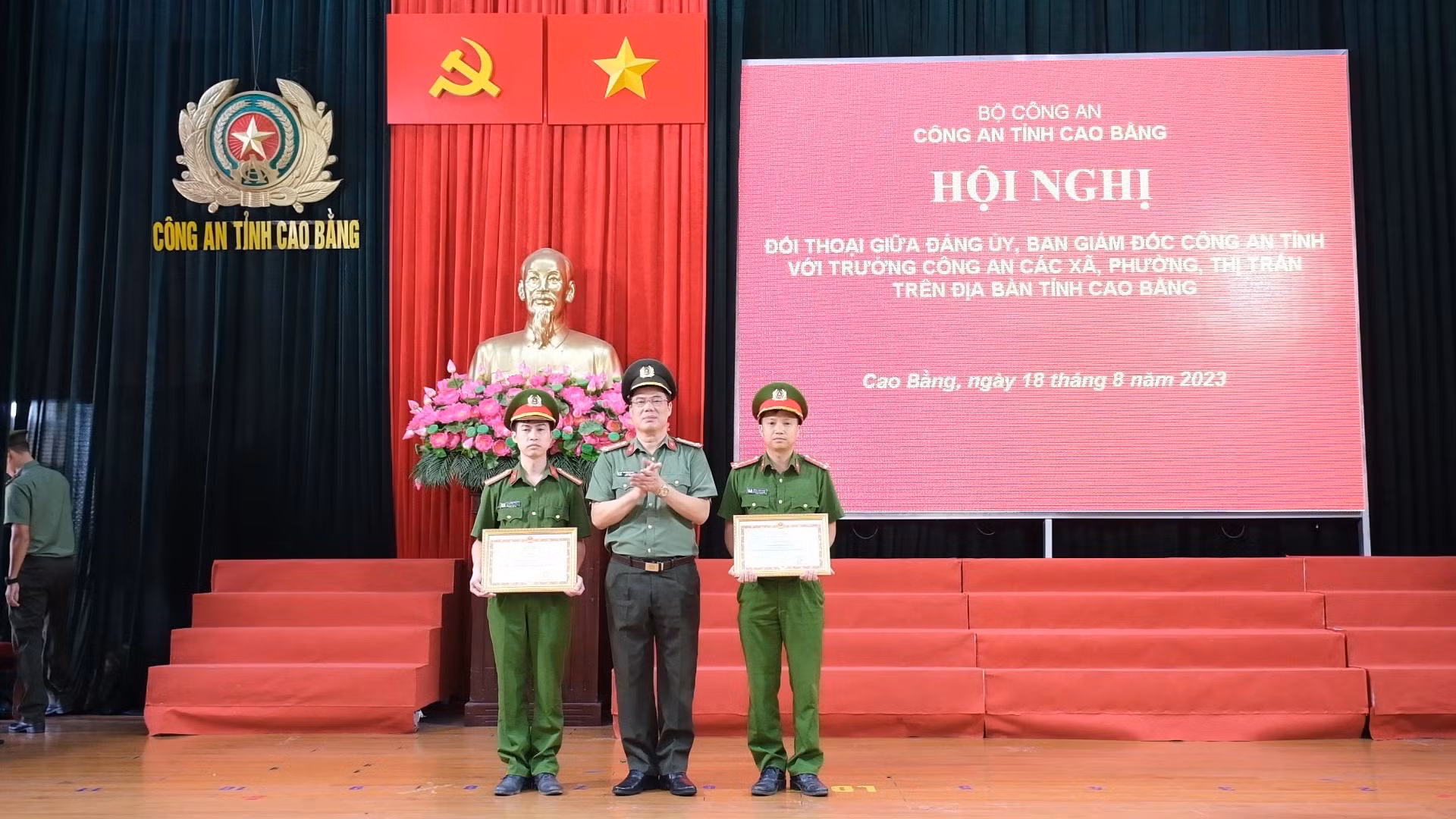 Phát huy hơn nữa vai trò nòng cốt của lực lượng Công an xã chính quy tại cơ sở -0