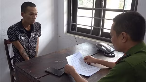 Mang 7 tiền án, tiền sự vẫn “nhập vai” phụ huynh, vào trường học “khoắng” tài sản