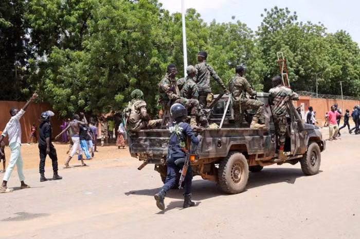 “Cơn đau đầu” của nước Pháp: Hậu đảo chính Niger -0