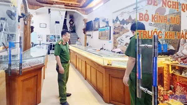 Tìm khâu đột phá để phá án