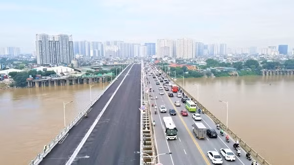 Cầu Vĩnh Tuy giai đoạn 2 chạy nước rút thông xe ngày 10/10