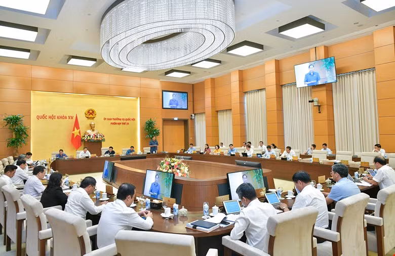 Quốc hội giám sát việc quản lý thị trường bất động sản và nhà ở xã hội tại 20 bộ, ngành, địa phương -0