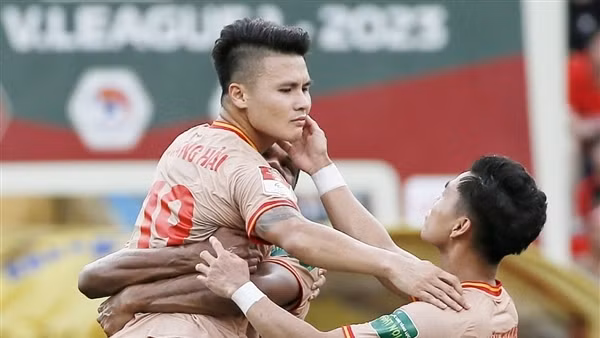 Sự trở lại đúng lúc của Quang Hải
