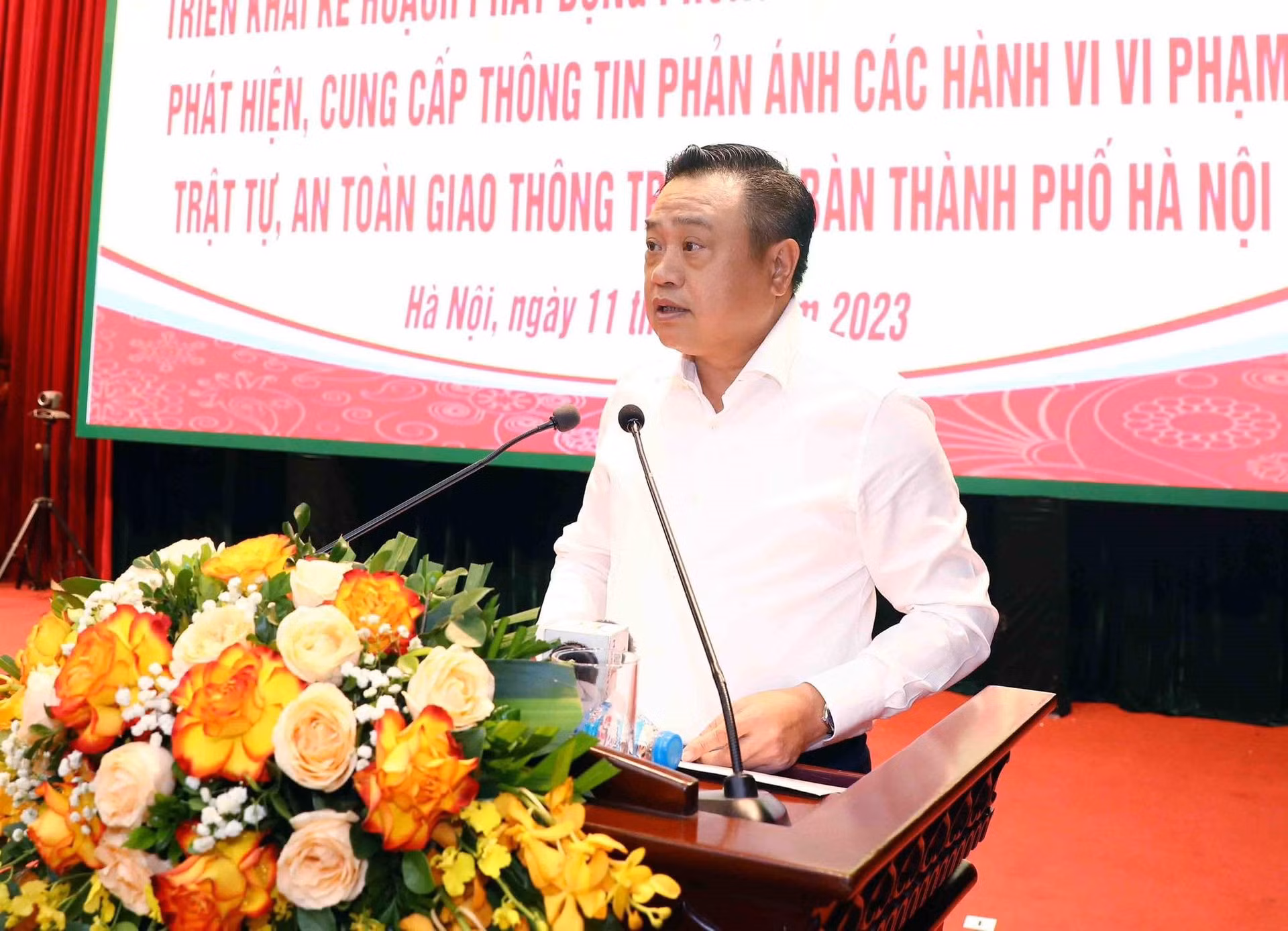 https://kinhtedothi.vn/ha-noi-phat-dong-toan-dan-phan-anh-hanh-vi-vi-pham-trat-tu-giao-thong.html -0