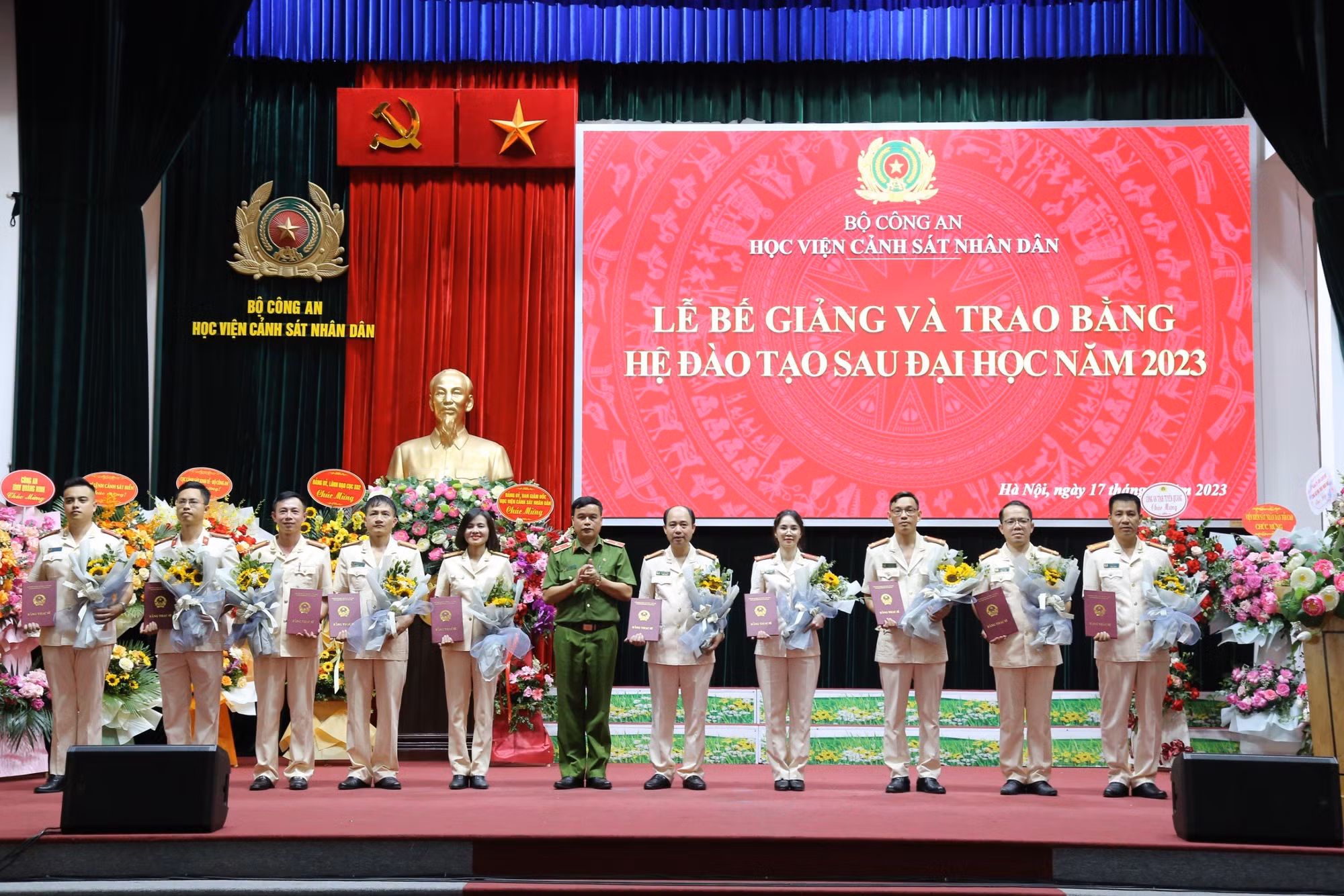 Học viện CSND trao bằng cho các tân tiến sĩ, tân thạc sĩ năm 2023 -0