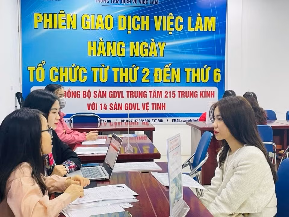 Hơn 42,5 nghìn chỉ tiêu tuyển dụng việc làm cho lao động 14 tỉnh, thành -0