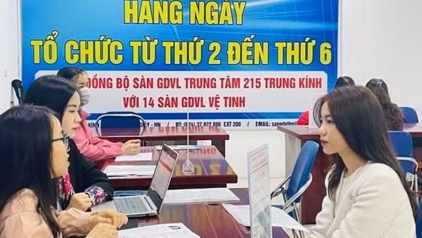 Hơn 42,5 nghìn chỉ tiêu tuyển dụng việc làm cho lao động 14 tỉnh, thành
