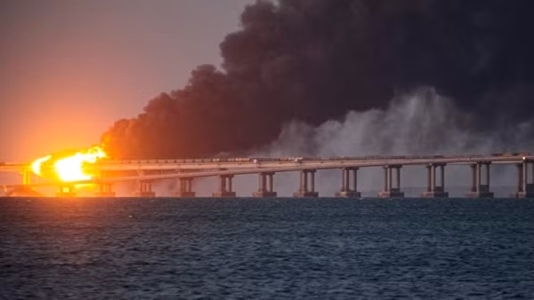 Nga tuyên bố đáp trả vụ tấn công vào cầu Crimea