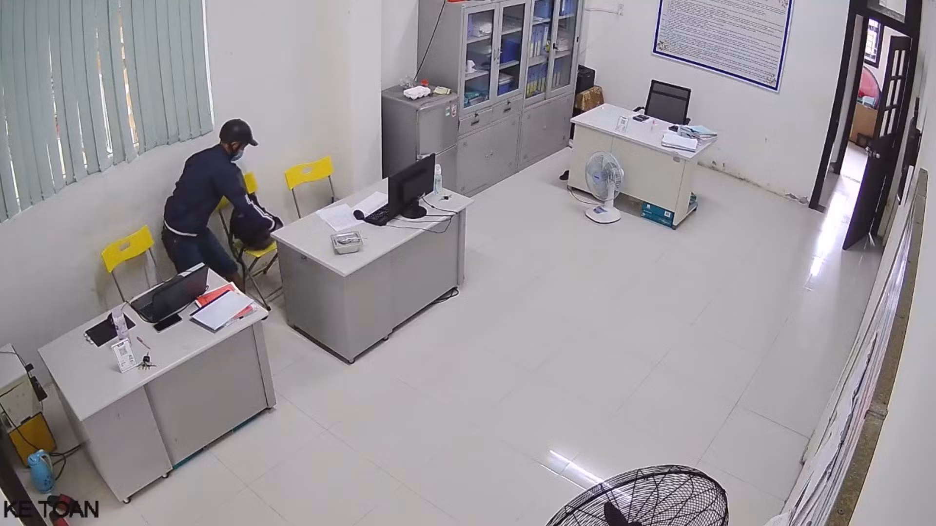 Mang 7 tiền án, tiền sự vẫn đóng giả phụ huynh vào trường học “khoắng” tài sản -0