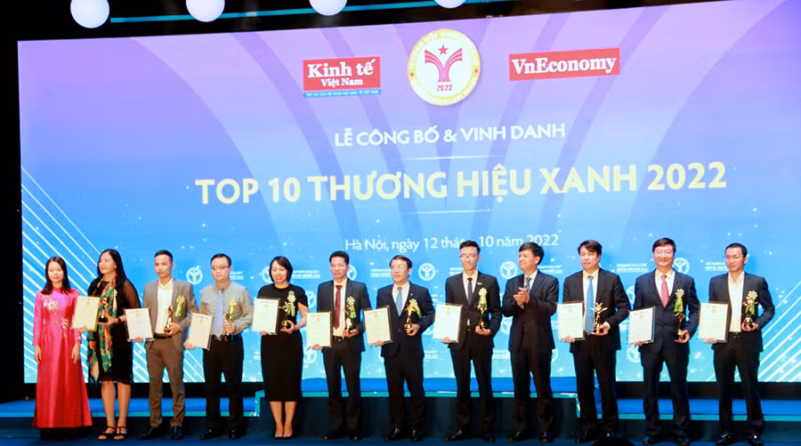 Petrovietnam và PVFCCo được tôn vinh 