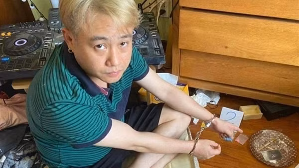 Truy tố diễn viên Hữu Tín tội “Tổ chức sử dụng trái phép chất ma túy”
