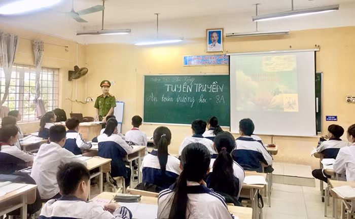 Trẻ “dạt nhà”, những ẩn họa được báo trước -0