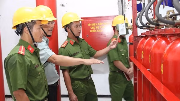 Lập biên bản xử lý 25 cơ sở vi phạm về PCCC