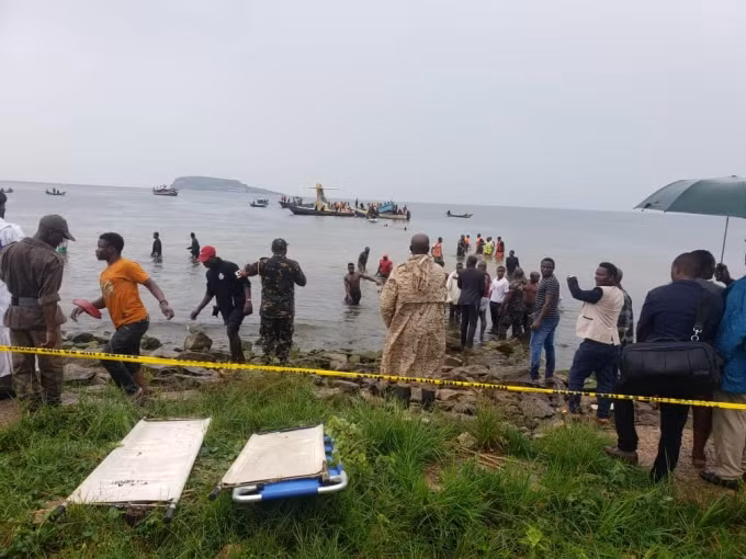 Điều gì đã xảy ra trước khi chiếc máy bay ở Tanzania lao xuống hồ? -0
