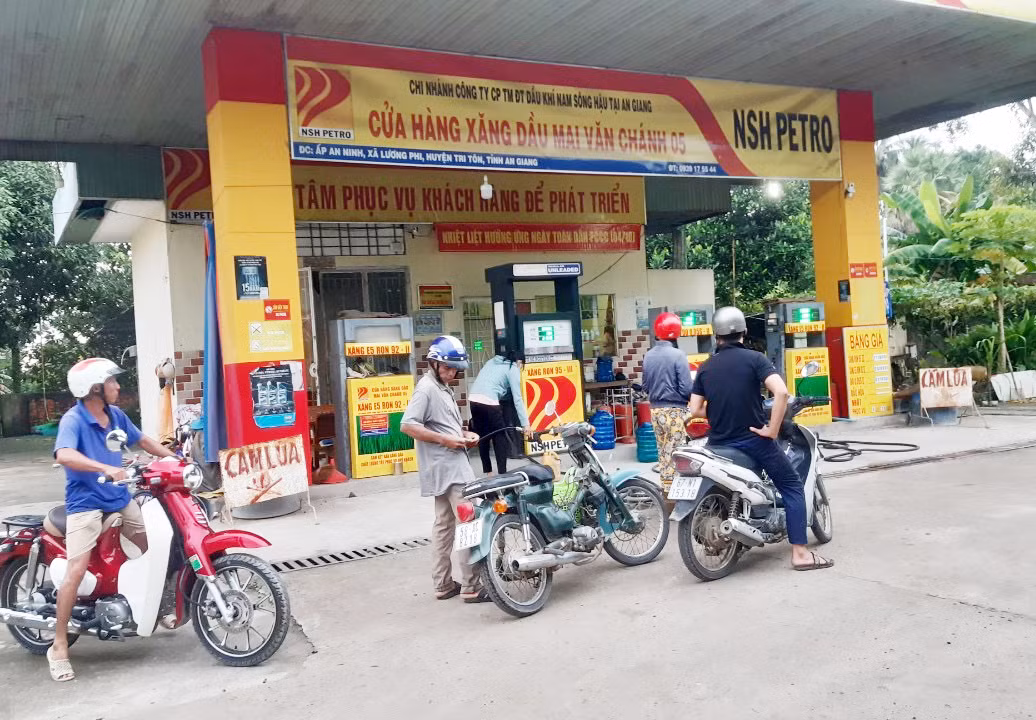 Cam kết không để đứt chuỗi cung ứng xăng dầu cho hệ thống -0