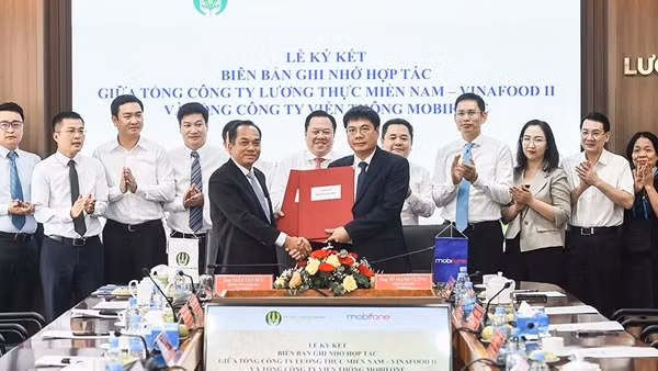 MobiFone ký kết Thỏa thuận hợp tác chuyển đổi số cùng Vinafood II